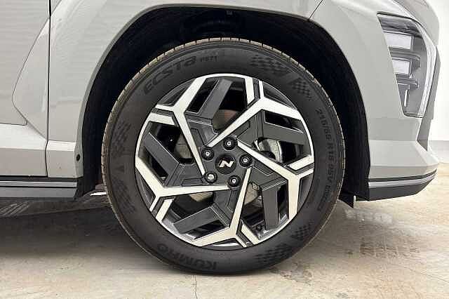 Hyundai BAYON 1.0 TGDi Premium 5dr White